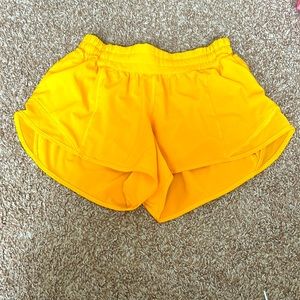 clementine lululemon hotty hot shorts